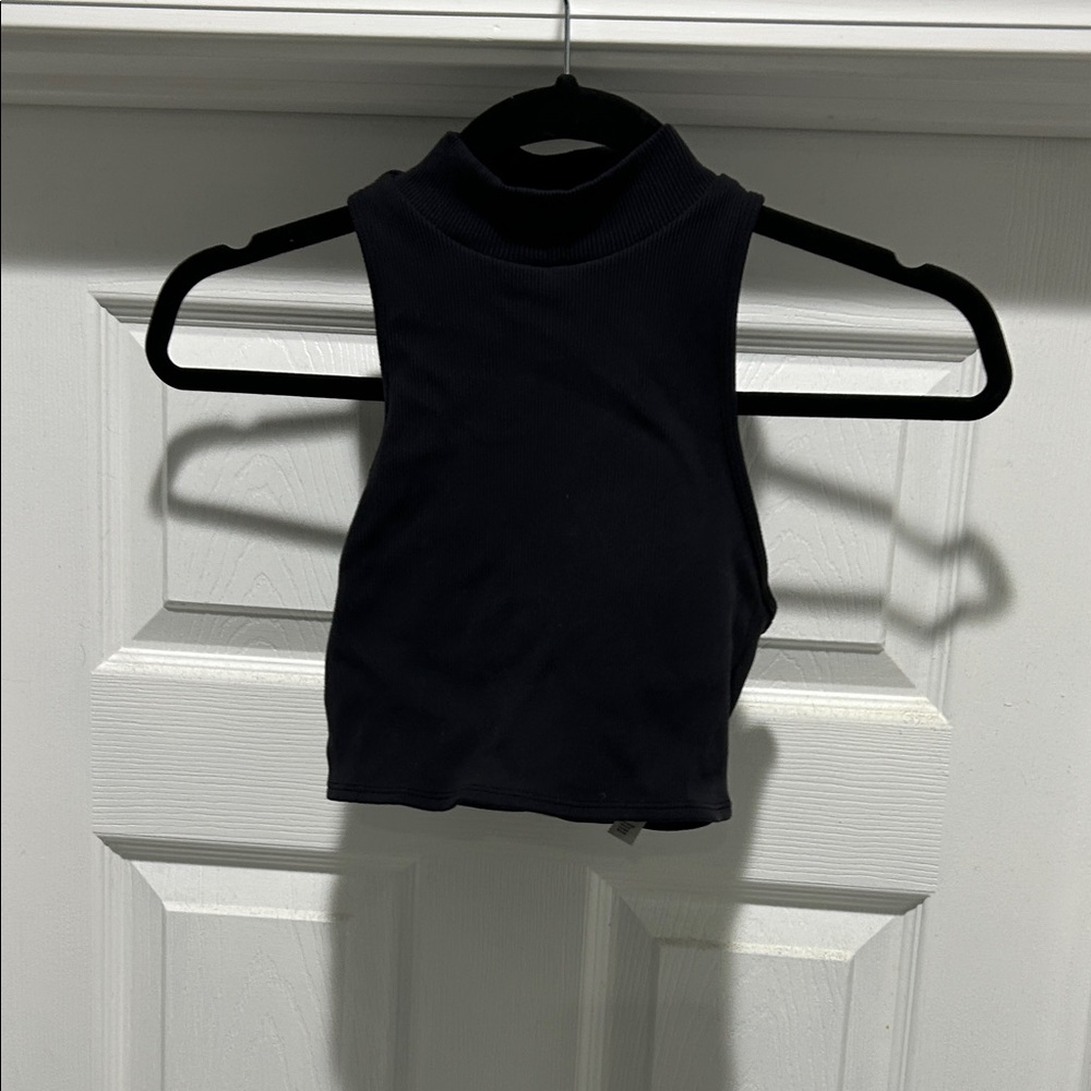 ALO Yoga Black Sleeveless Crop Top/Sports Bra